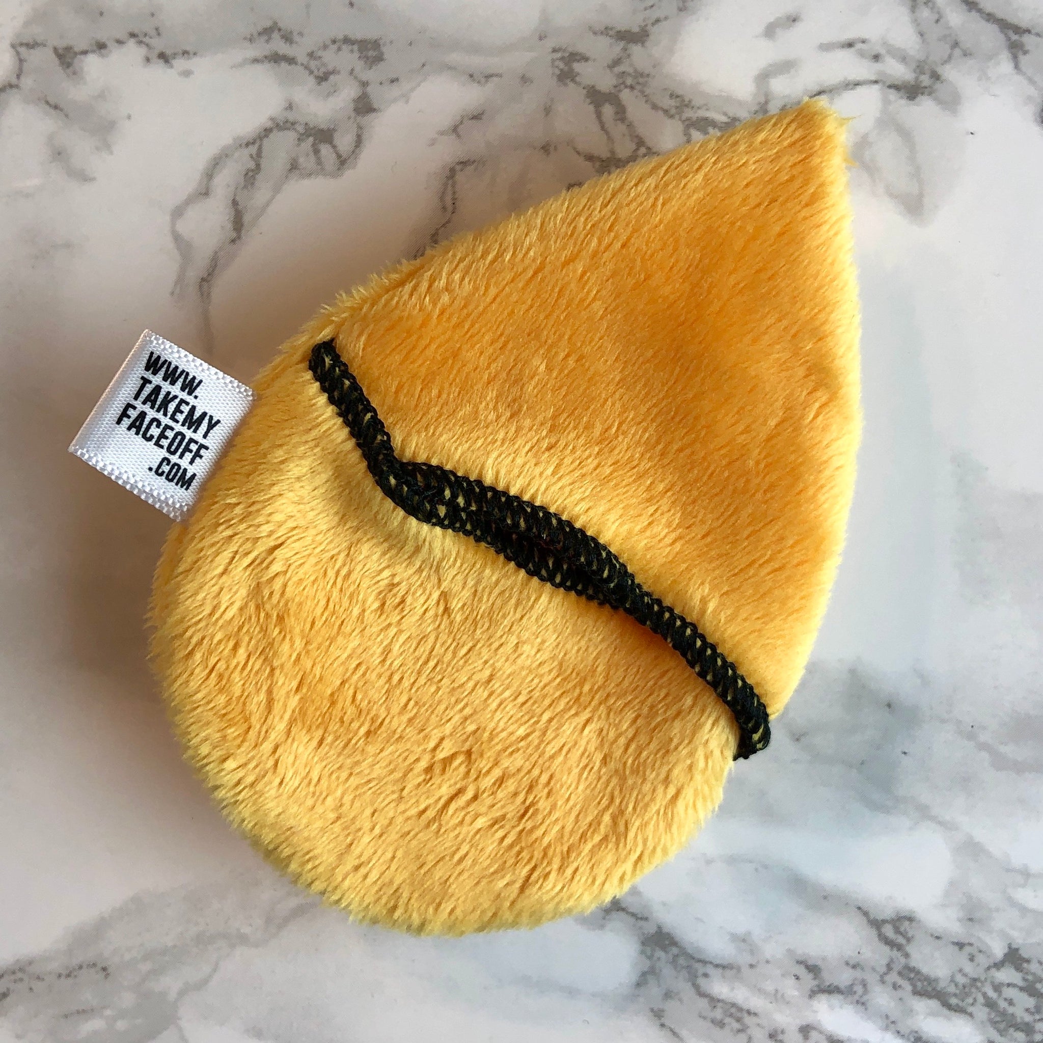 The Mitty® Mini Single-pack Ultra-Gentle Reusable Makeup Remover Pad in Gold