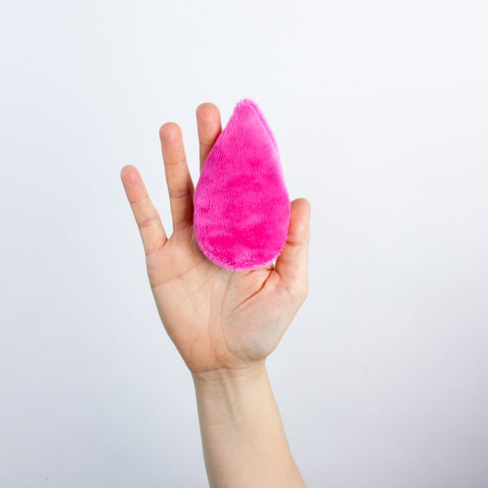 The Mitty® Mini Single-pack Ultra-Gentle Reusable Makeup Remover Pad in Pink