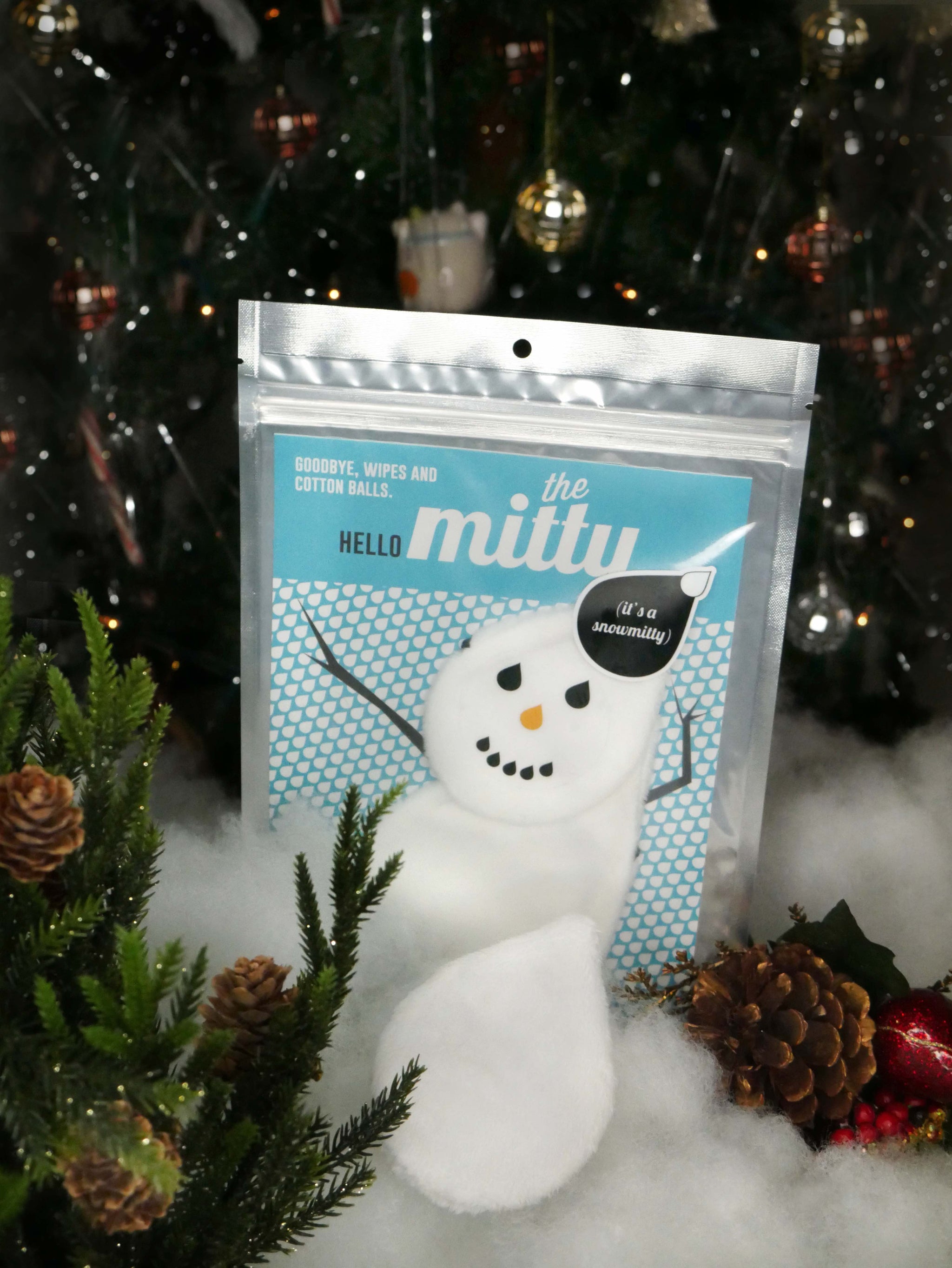The Mitty Snowman 2-Piece Gift Set of Ultra-Gentle, Reusable Cleansing Cloths